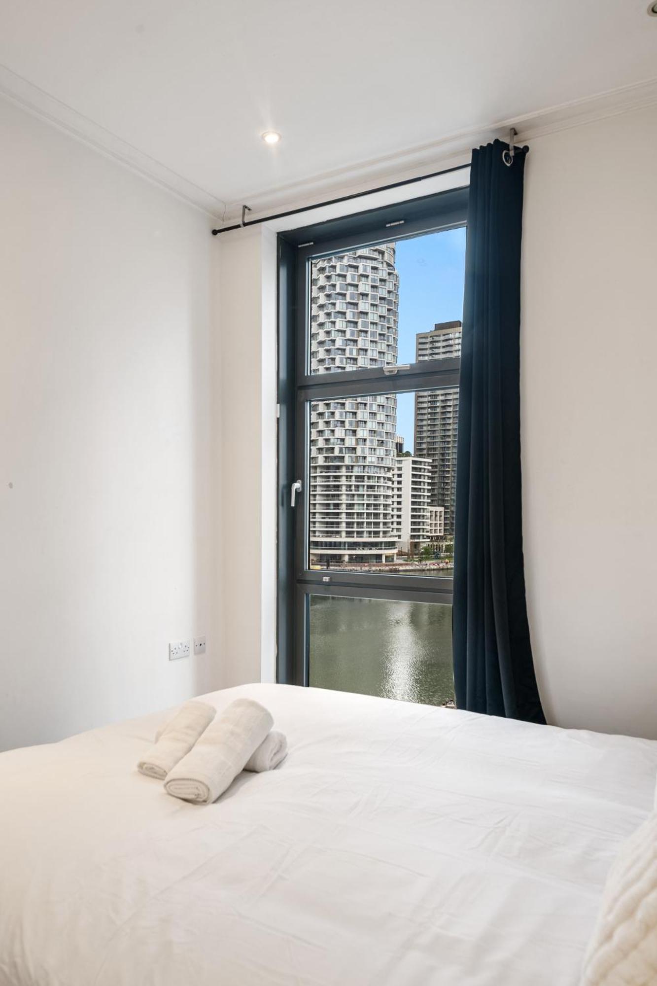Apartament Londwell, Canary Wharf River Thames Balcony Londra
