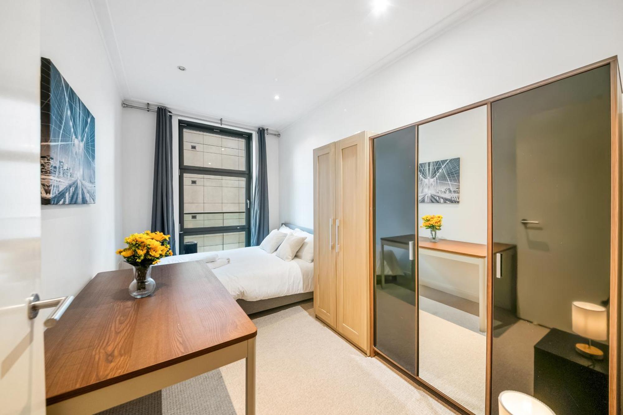 Apartament Londwell, Canary Wharf River Thames Balcony *